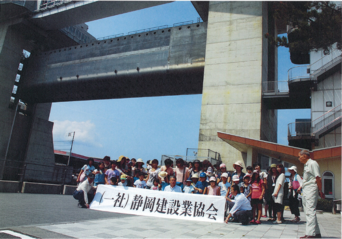 新東名工事現場