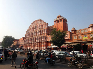 ハワー・マハル（Hawa Mahal）　別名：風の宮殿