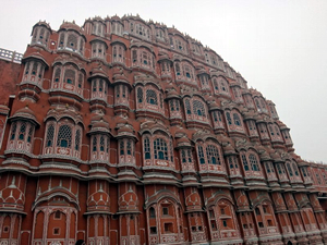 ハワー・マハル（Hawa Mahal）　別名：風の宮殿